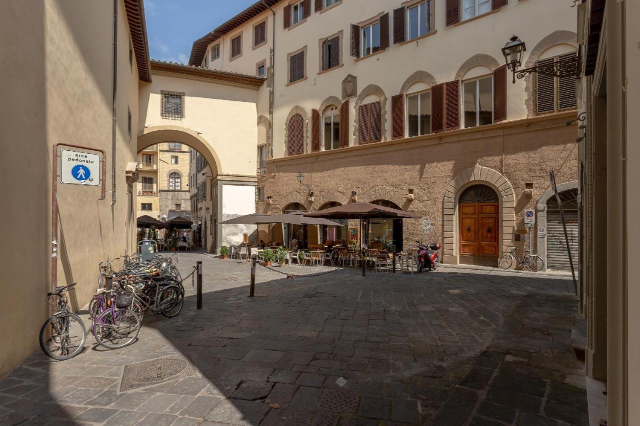 Piazza Dei Rossi Due View Apartment Florence Exterior photo